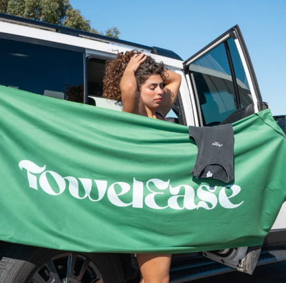 TowelEase Beach Towel Ultrasoft with Magnets, Pockets & Sand-free!