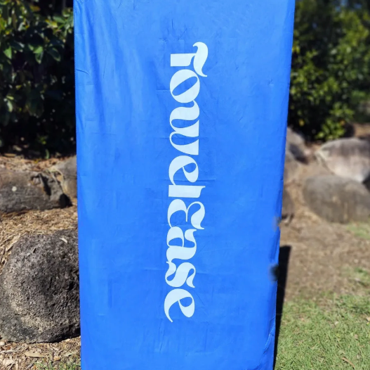 TowelEase Beach Towel Ultrasoft with Magnets, Pockets & Sand-free!
