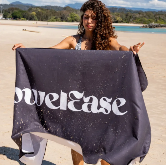 TowelEase Beach Towel Ultrasoft with Magnets, Pockets & Sand-free!